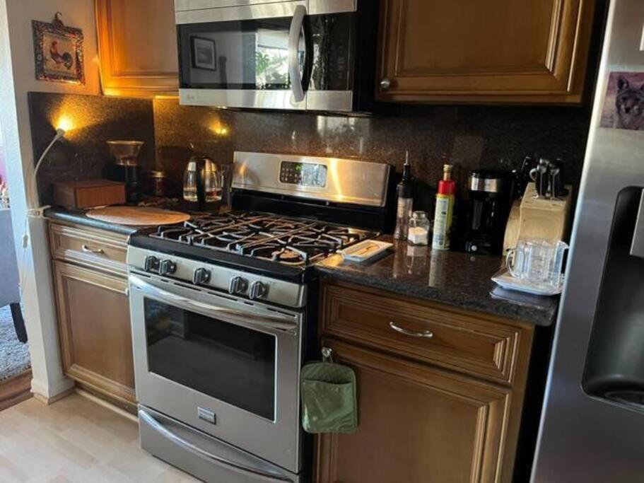 Spacious 2 Bedrooms. Prime Location Los Angeles Exterior foto